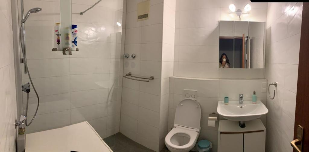Ruhige Ferienwohnung Im Zentrum Von كمبتن المظهر الخارجي الصورة